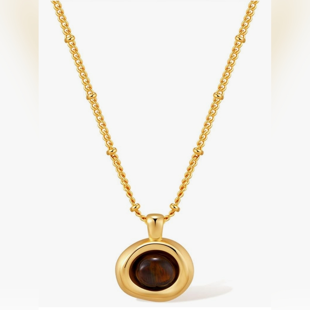 Elegant Gold and Brown Pendant Necklace